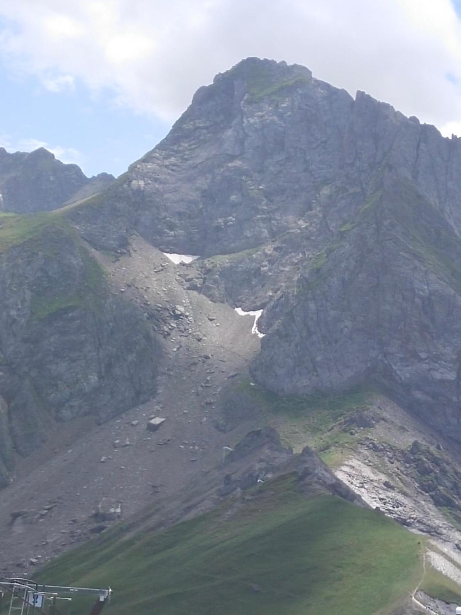 Le Petit Studio Du Tourmalet Pied Des Pistes - Ла-Монжи Экстерьер фото
